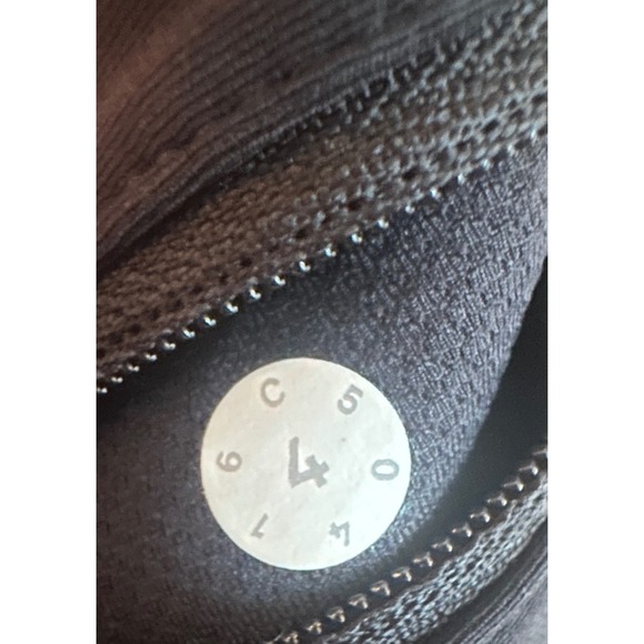 Lululemon Run Leggings Reflective Dot Cropped scalloped Athletic Pants Pockets 4 - Picture 12 of 12